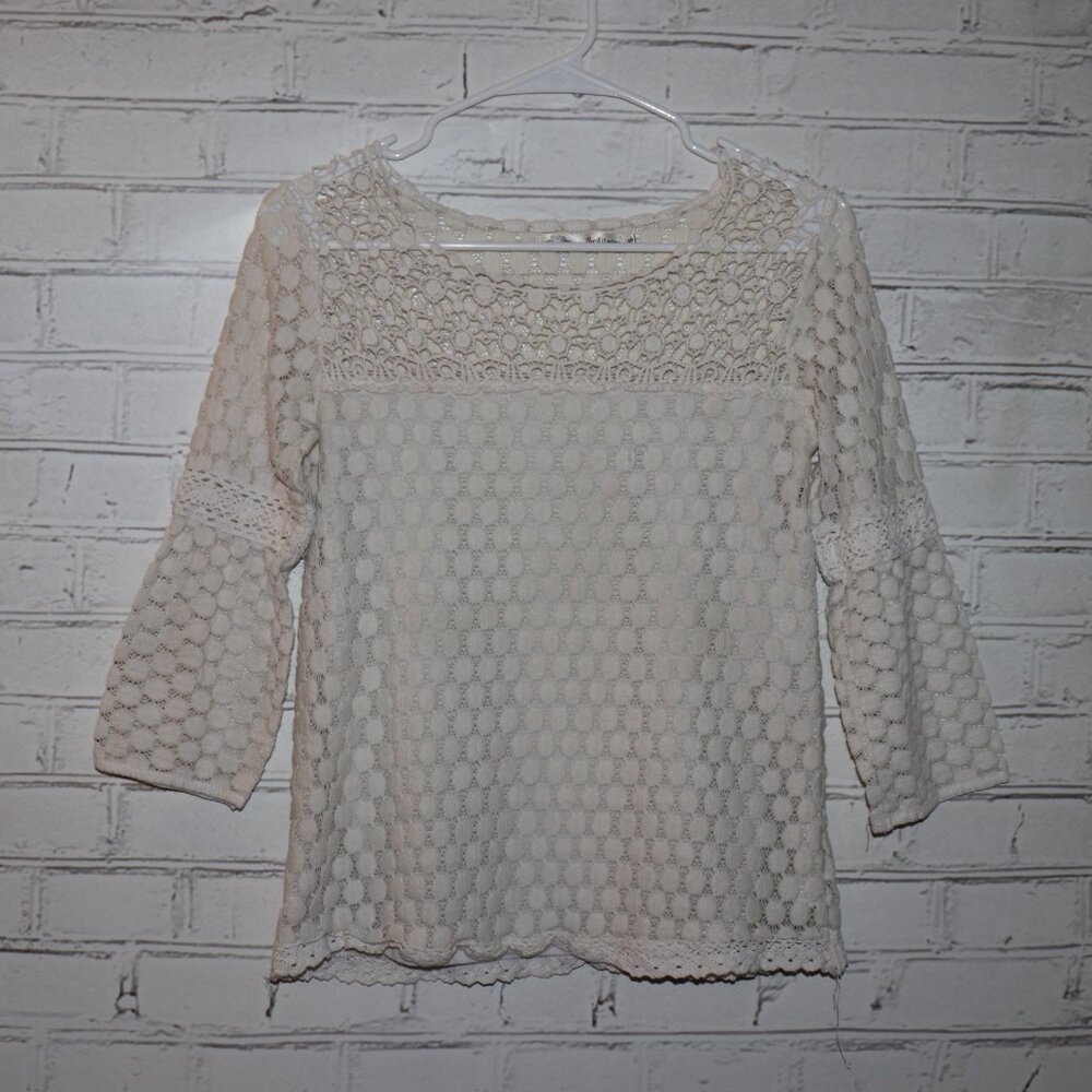 🤍 Solitaire Lace 3/4‑Sleeve Blouse · Women’s Medium · Cream